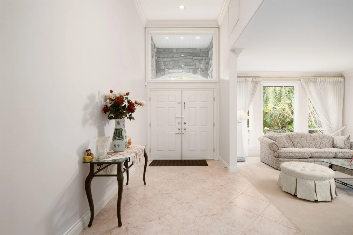 Living Room Photo of 3111 Westminster Highway, Richmond, BC