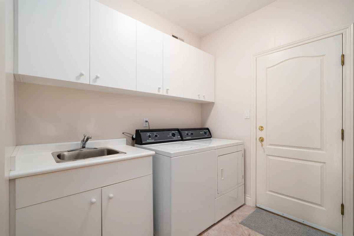 Loft / Bonus Room Photo of 3111 Westminster Highway, Richmond, BC