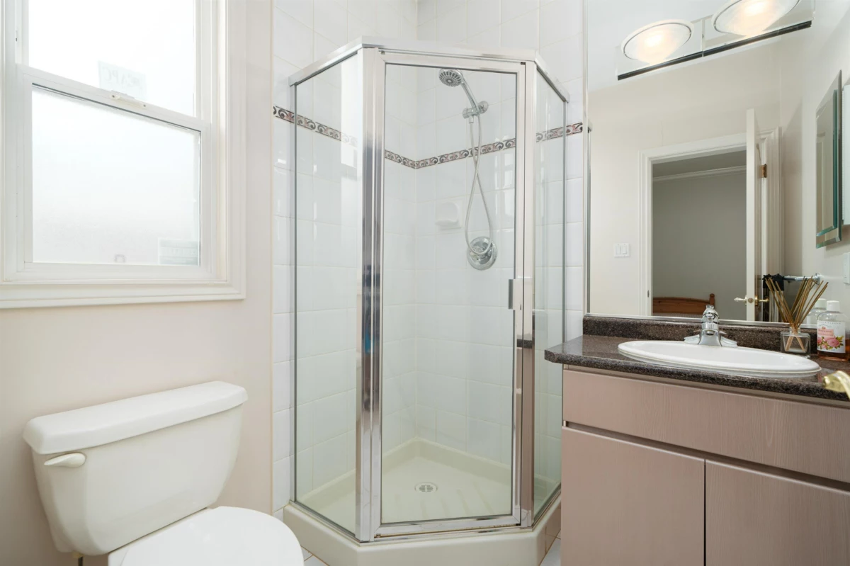 Powder Room Photo of 3111 Westminster Highway, Richmond, BC