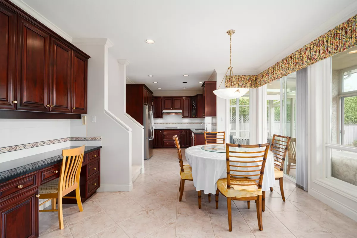 Primary Bathroom Photo of 3111 Westminster Highway, Richmond, BC