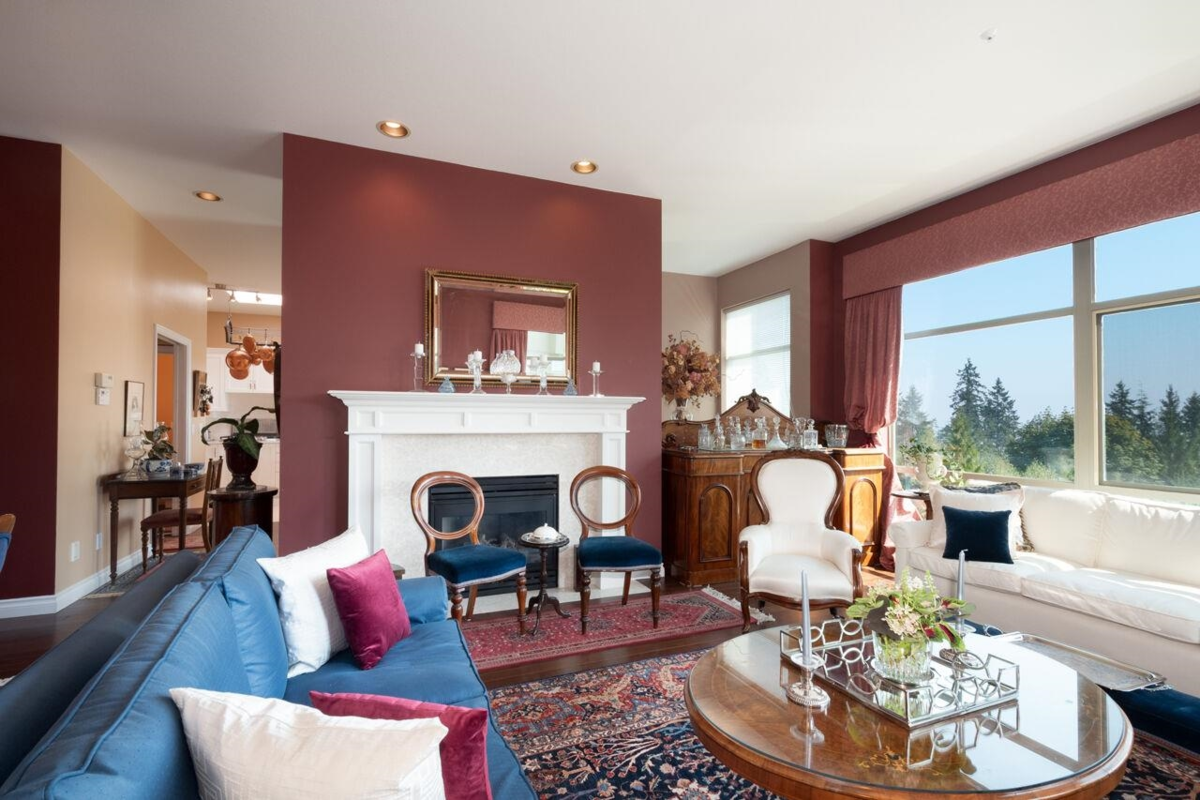 Dining Area Photo of 3178 Deer Ridge Drive, West Vancouver, BC