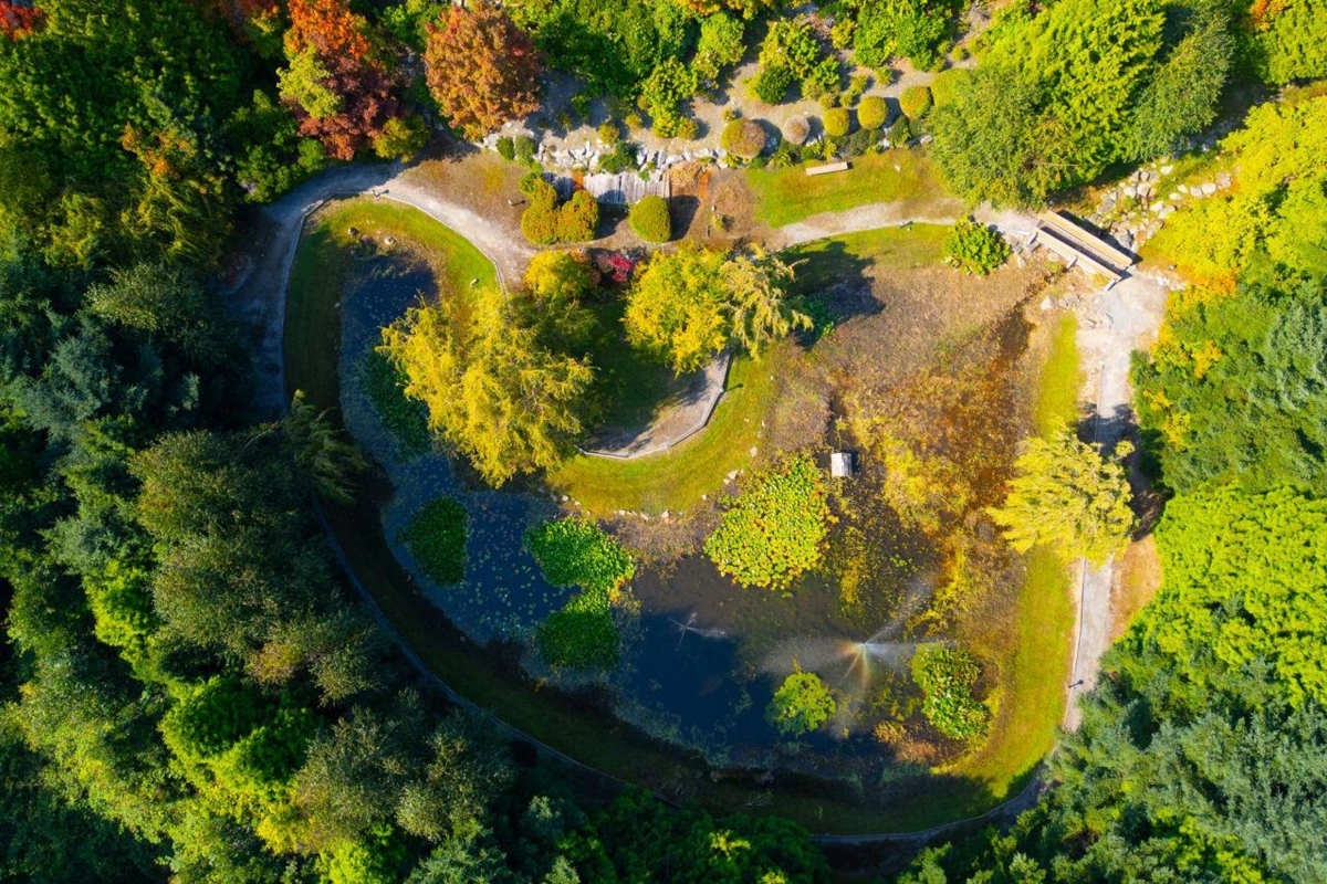 Outdoor Kitchen Photo of 3178 Deer Ridge Drive, West Vancouver, BC