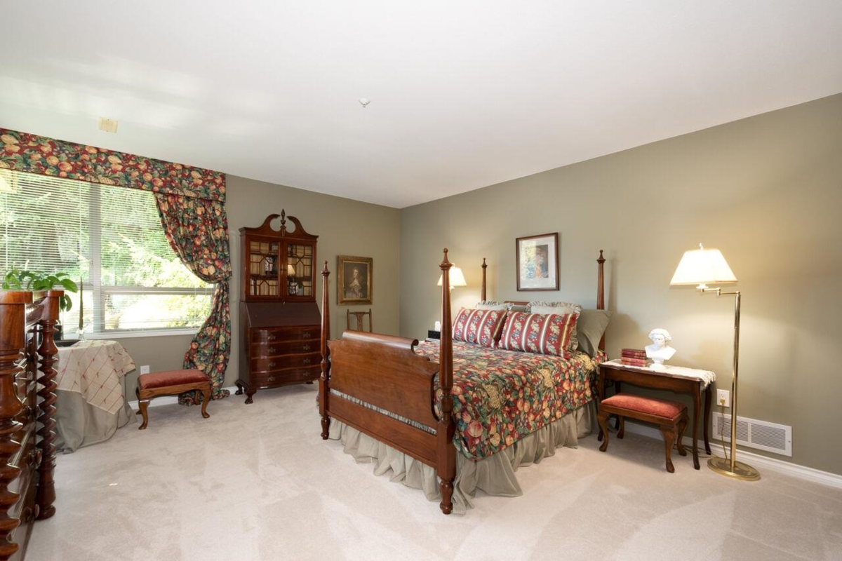 Outdoor Patio Photo of 3178 Deer Ridge Drive, West Vancouver, BC