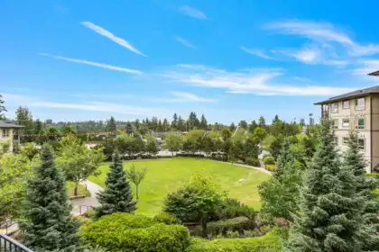 305 3156 Dayanee Springs Boulevard, Coquitlam, BC, Coquitlam — Apartment/Condo for sale