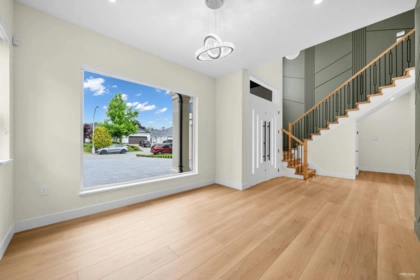 18668 56a Avenue, Surrey, BC, Surrey — Single Family Residence for sale