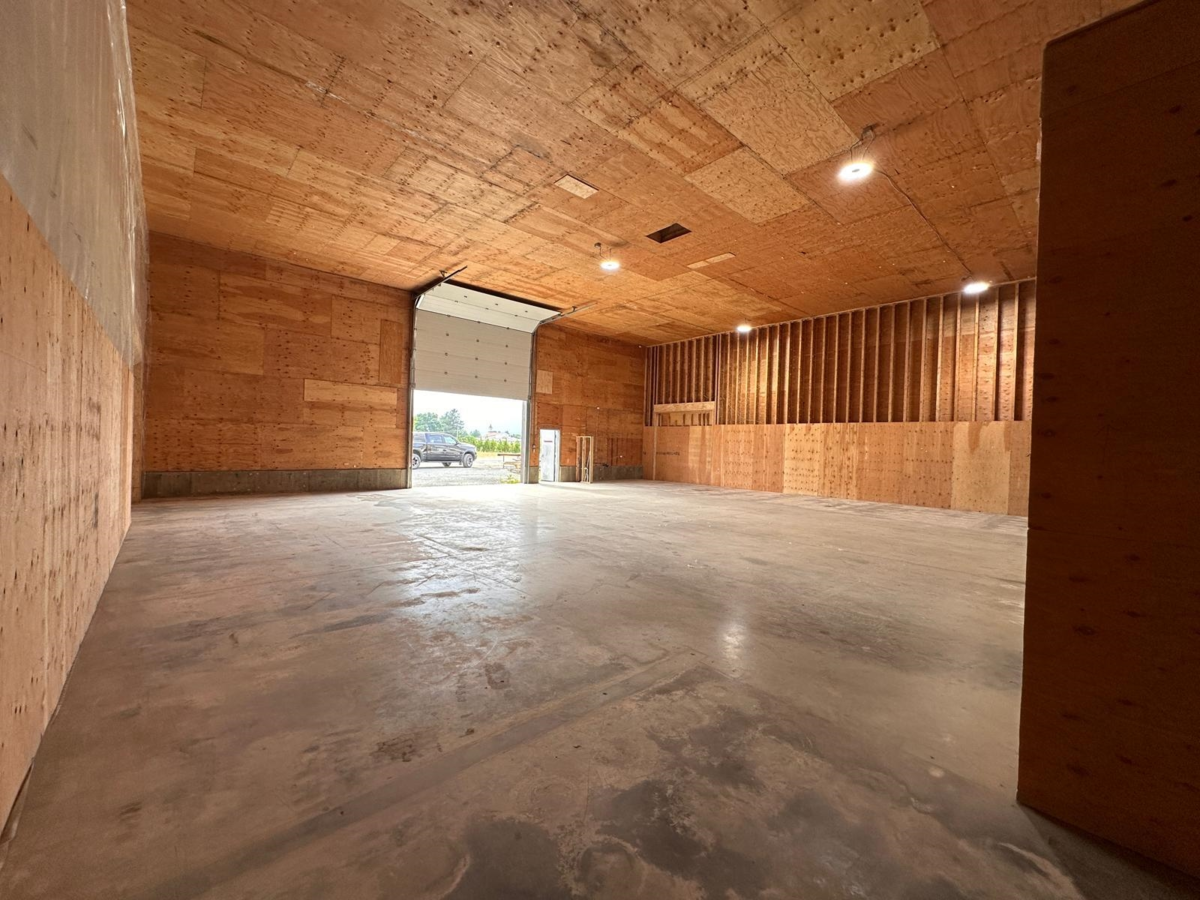 Breakfast Nook Photo of 46950 Chilliwack Central Road, Chilliwack, BC