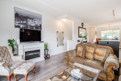 Breakfast Nook Photo of 1 13636 81a Avenue, Surrey, BC