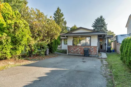 27192 26 Avenue, Langley, BC, Langley — Single Family Residence for sale