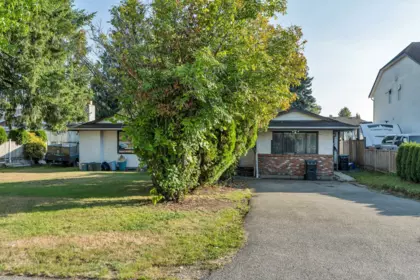 27192 26 Avenue, Langley, BC, Langley — Single Family Residence for sale