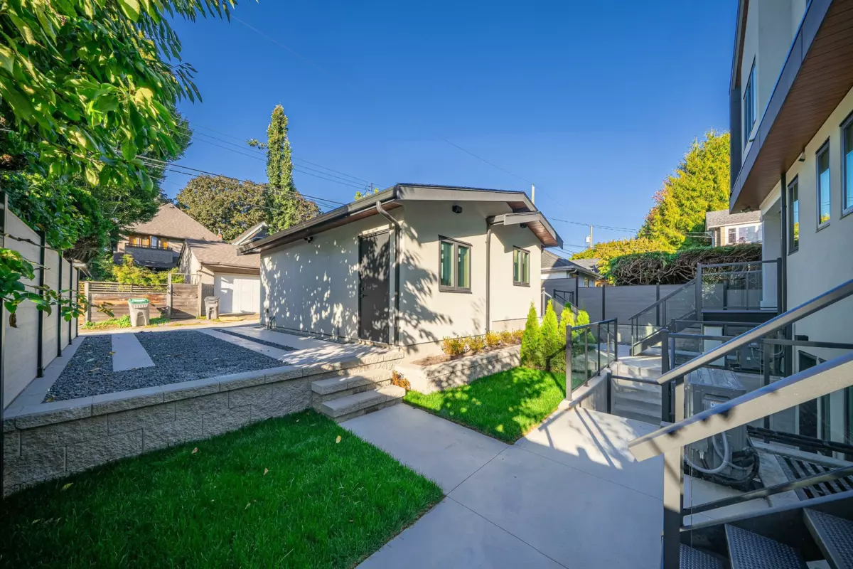 Entry Foyer Photo of 3849 W 26th Avenue, Vancouver, BC