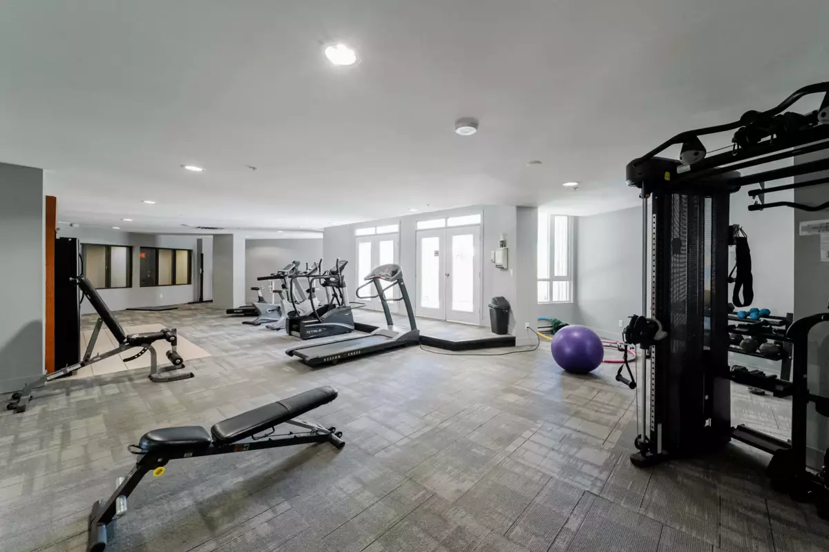 Entry Foyer Photo of 420 4028 Knight Street, Vancouver, BC