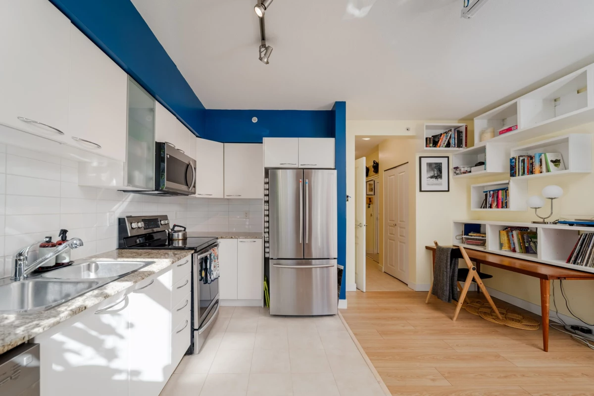 Living Room Photo of 420 4028 Knight Street, Vancouver, BC