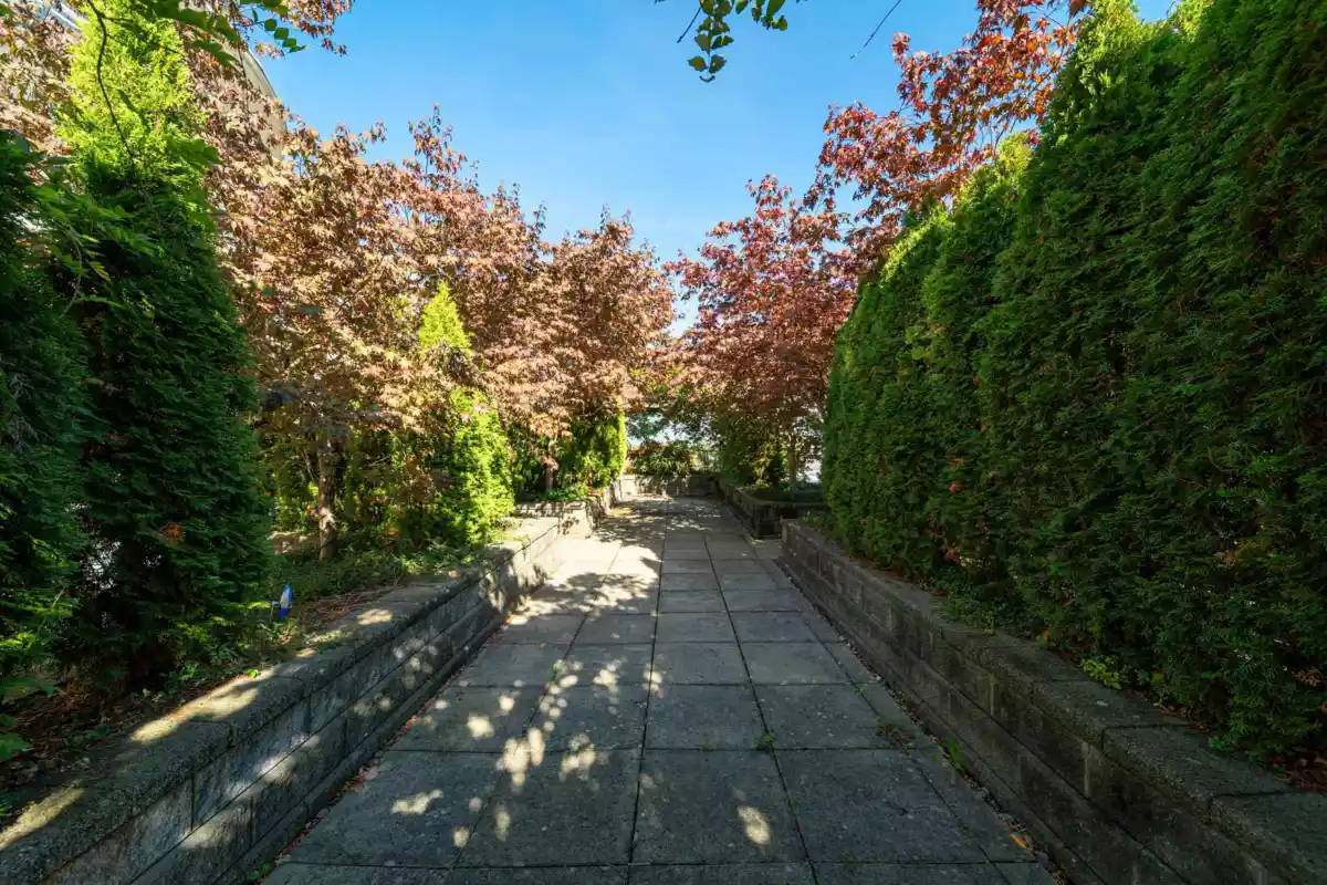 Staircase Photo of 420 4028 Knight Street, Vancouver, BC