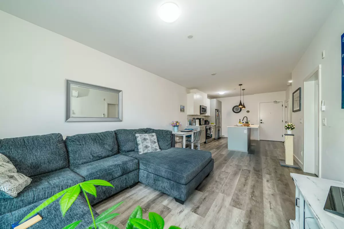 Kitchen Island Photo of 205 12320 222 Street, Maple Ridge, BC