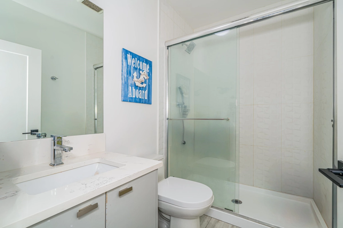 Powder Room Photo of 205 12320 222 Street, Maple Ridge, BC