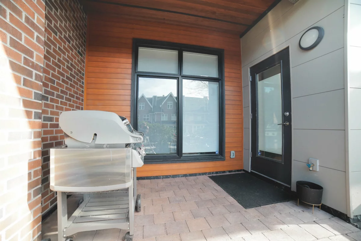 Basement Recreation Room Photo of 104 260 Salter Street, New Westminster, BC