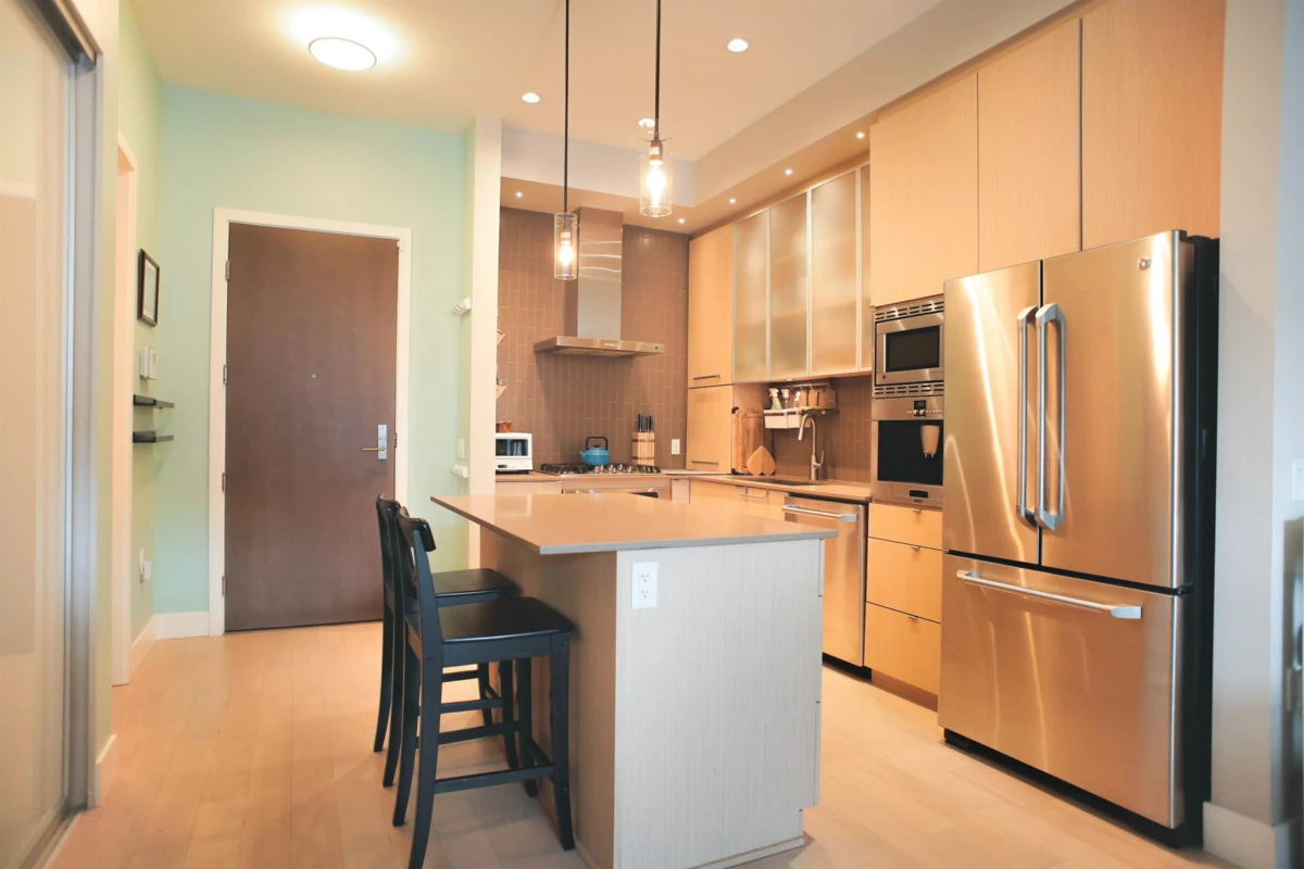 Dining Area Photo of 104 260 Salter Street, New Westminster, BC