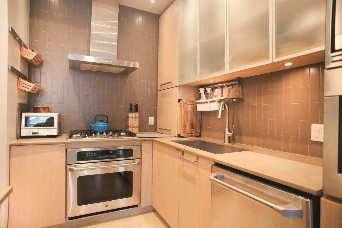 Kitchen Photo of 104 260 Salter Street, New Westminster, BC