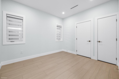 Entry Foyer Photo of 11468 Williams Road, Richmond, BC