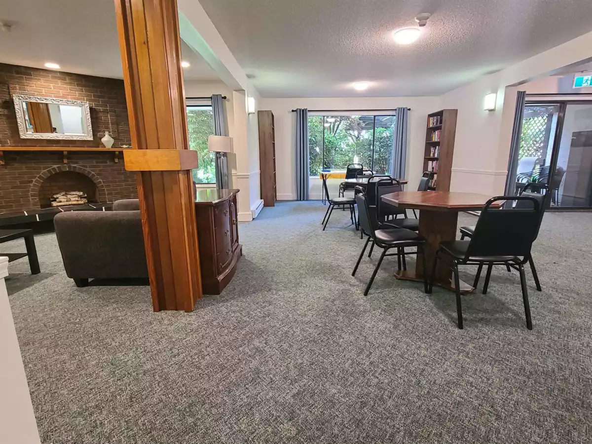 Backyard Photo of 111 1521 Blackwood Street, White Rock, BC