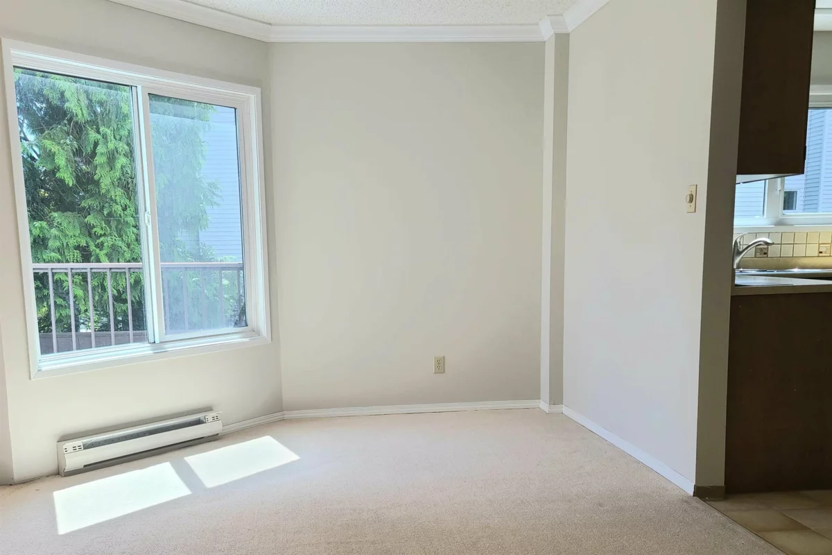 Bedroom 4 Photo of 111 1521 Blackwood Street, White Rock, BC