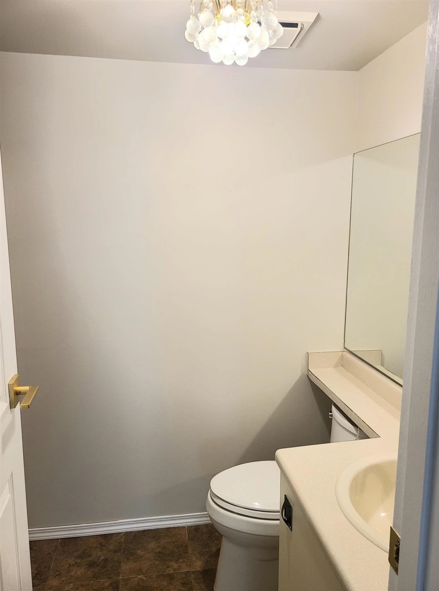 Entry Foyer Photo of 111 1521 Blackwood Street, White Rock, BC