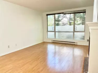 205 6742 Station Hill Court, Burnaby, BC, Burnaby — Apartment/Condo for sale