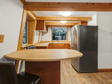 9539 Emerald Drive, Whistler, BC, Whistler — Single Family Residence for sale