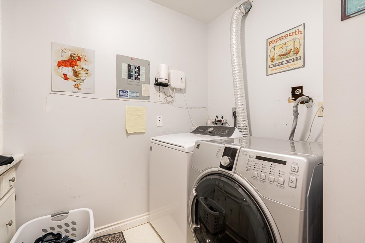 Backyard Photo of 121 6841 138 Street, Surrey, BC