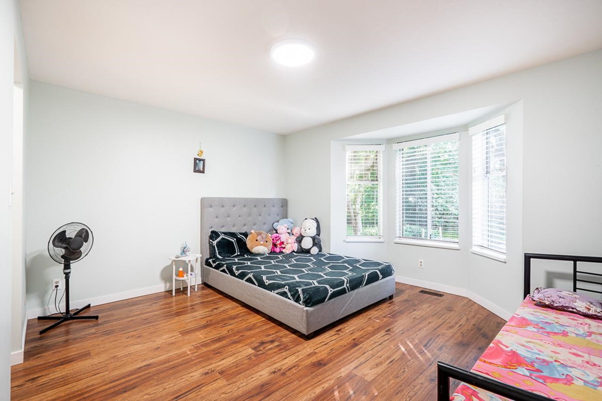 Basement Recreation Room Photo of 121 6841 138 Street, Surrey, BC