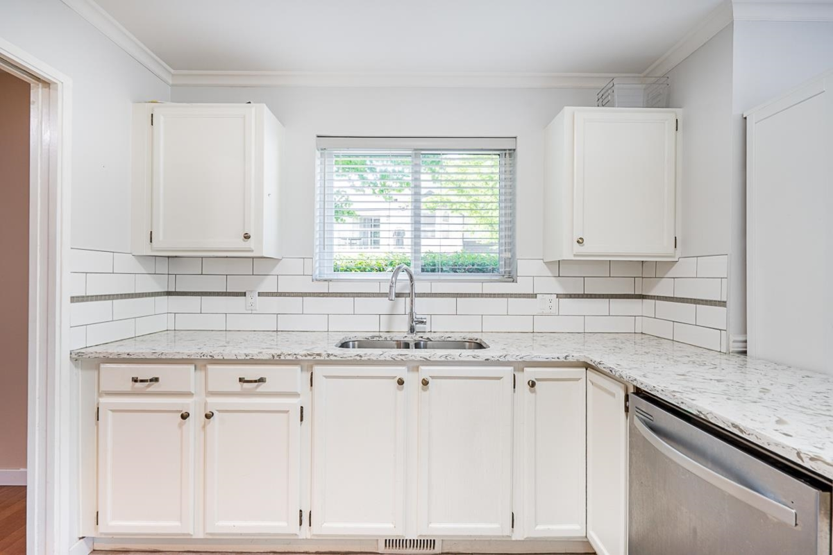 Bedroom 4 Photo of 121 6841 138 Street, Surrey, BC