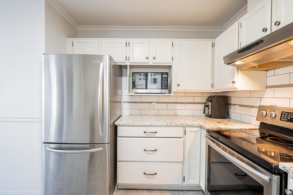 Guest Bathroom Photo of 121 6841 138 Street, Surrey, BC