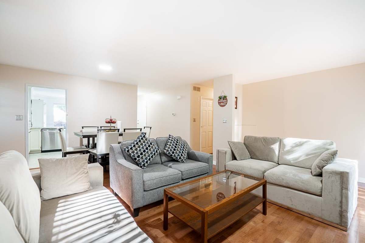 Primary Bathroom Photo of 121 6841 138 Street, Surrey, BC