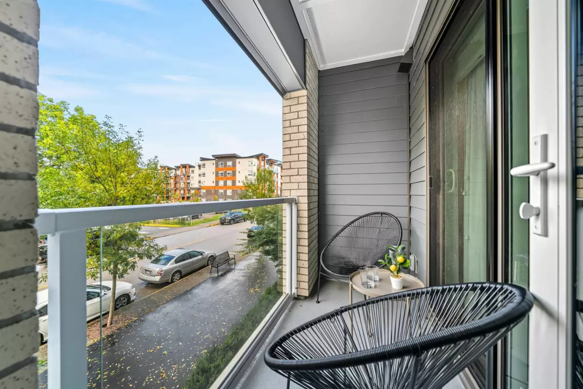 Breakfast Nook Photo of 201 22226 Brown Avenue, Maple Ridge, BC