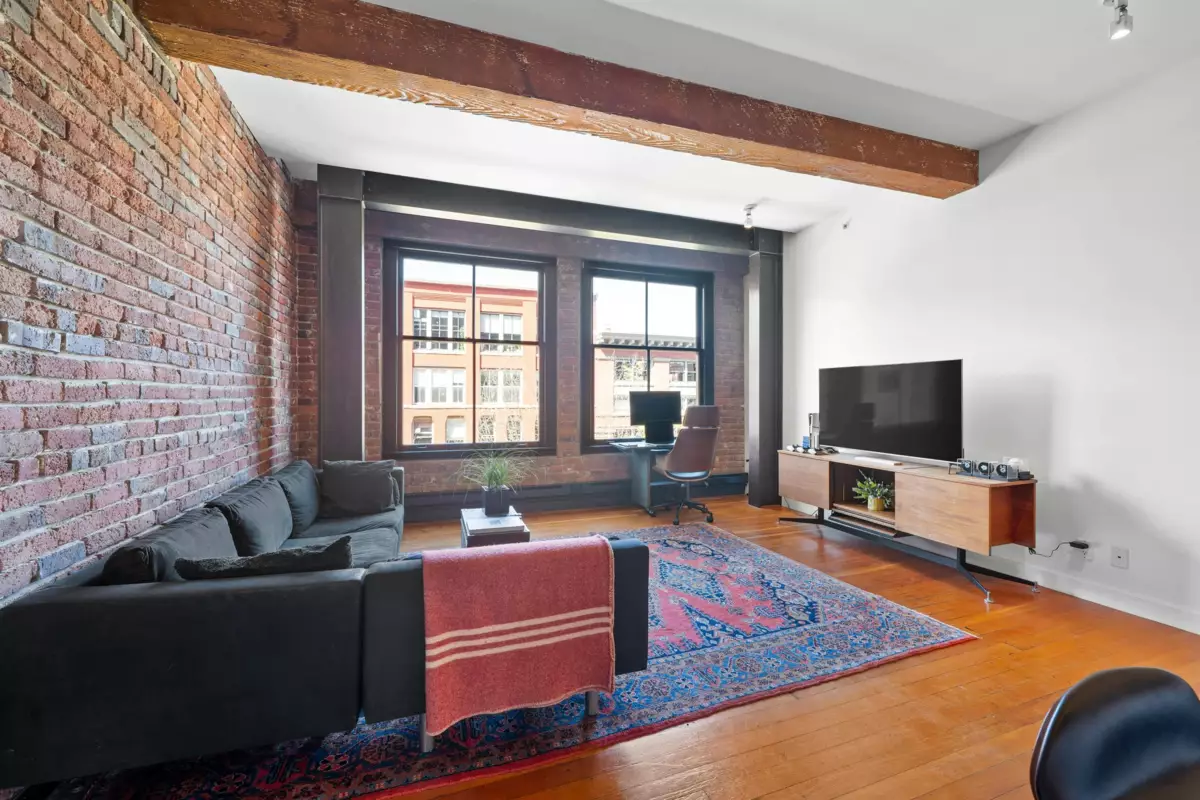 Dining Area Photo of 405 310 Water Street, Vancouver, BC