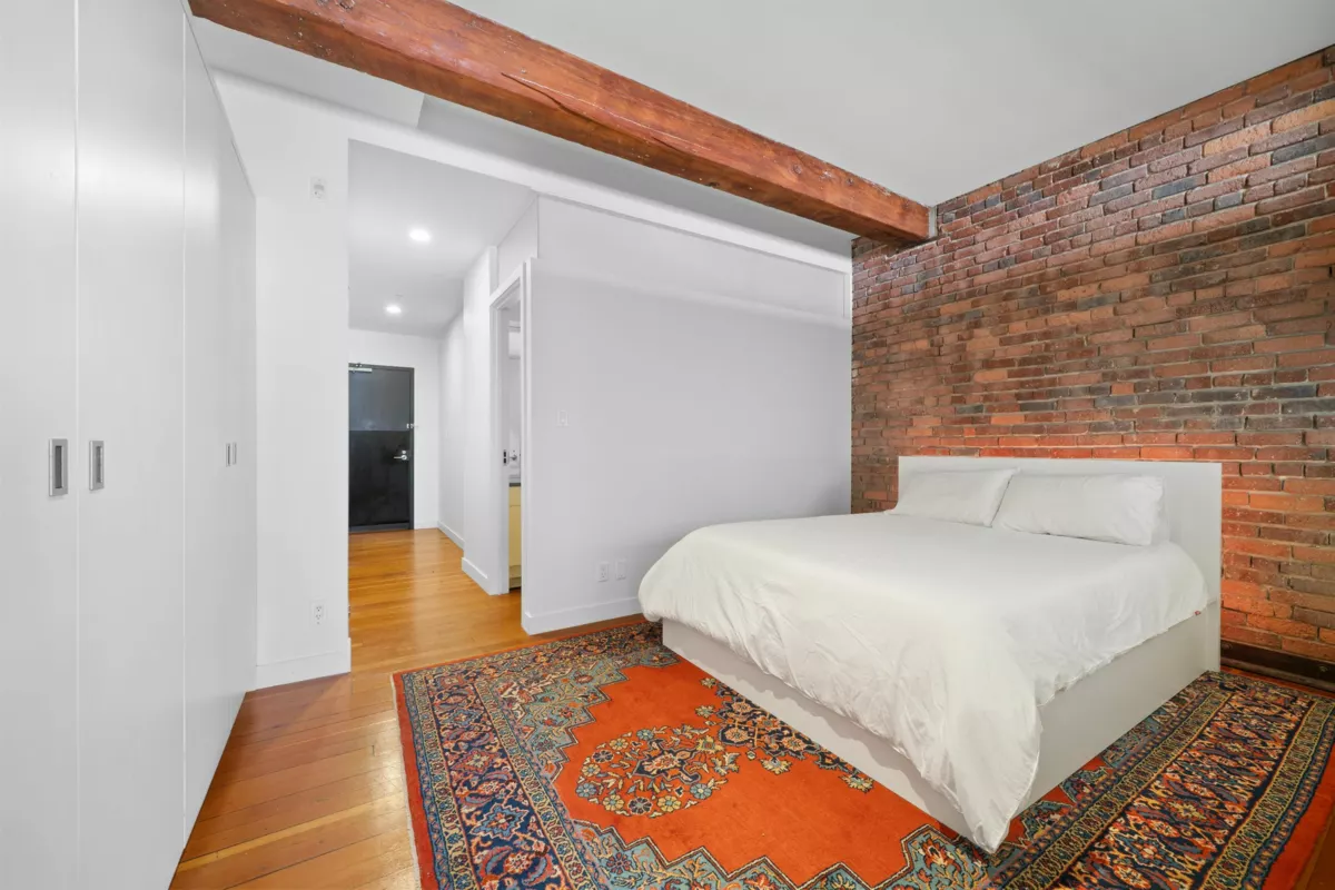 Guest Bathroom Photo of 405 310 Water Street, Vancouver, BC