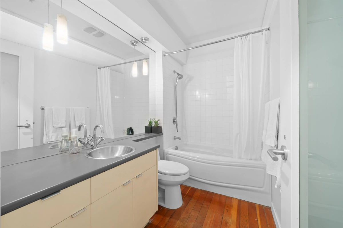 Office / Den Photo of 405 310 Water Street, Vancouver, BC