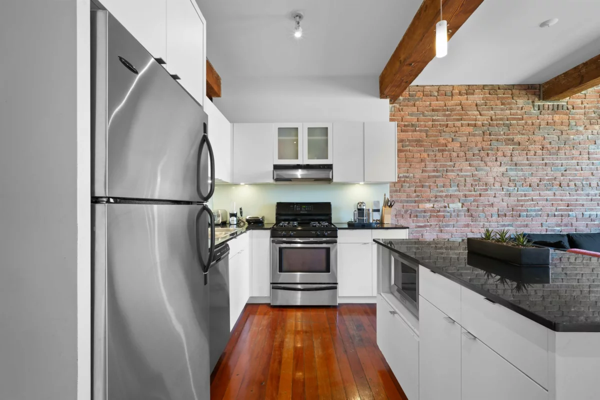 Walk-In Closet Photo of 405 310 Water Street, Vancouver, BC