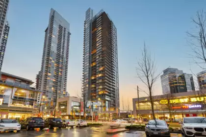 3501 6098 Station Street, Burnaby, BC, Burnaby — Apartment/Condo for sale