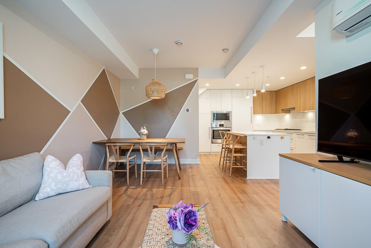 Breakfast Nook Photo of 103 2035 Glenaire Drive, North Vancouver, BC