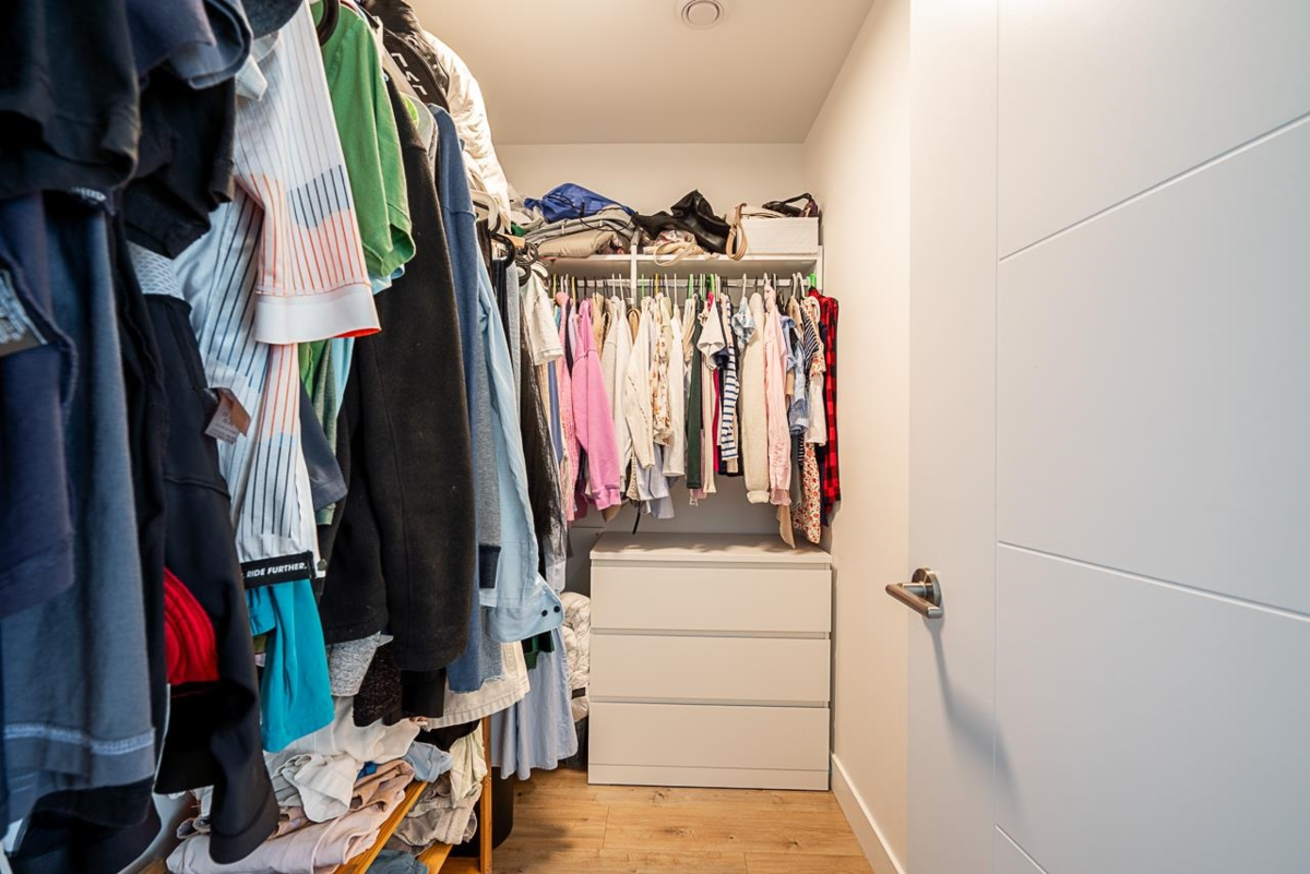 Entry Foyer Photo of 103 2035 Glenaire Drive, North Vancouver, BC