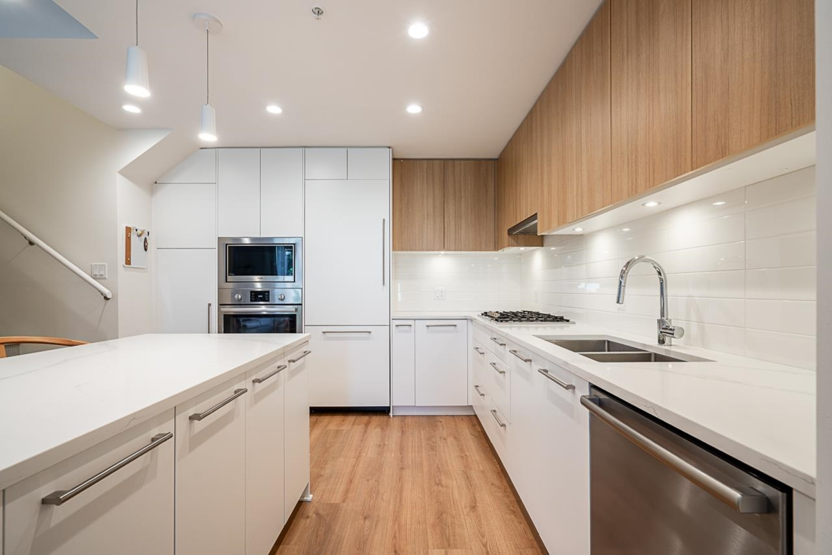 Living Room Photo of 103 2035 Glenaire Drive, North Vancouver, BC