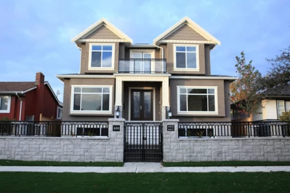 455 W 38th Avenue, Vancouver, BC, Cambie — 11 bed single family residence for sale