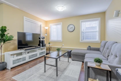 Garden / Landscaping Photo of 15833 108 Avenue, Surrey, BC