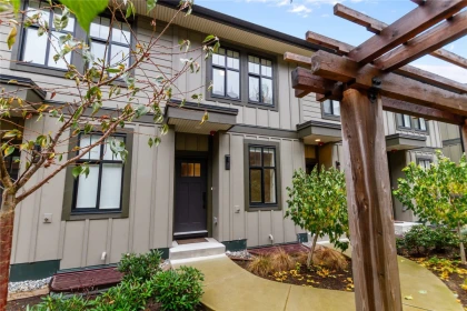 31 2350 165 Street, Surrey, BC, Surrey — Townhouse for sale