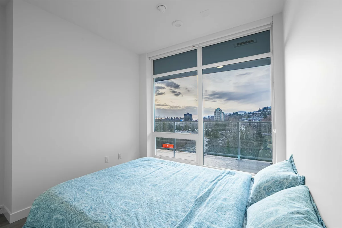 Kitchen Photo of 1107 200 Klahanie Court, West Vancouver, BC