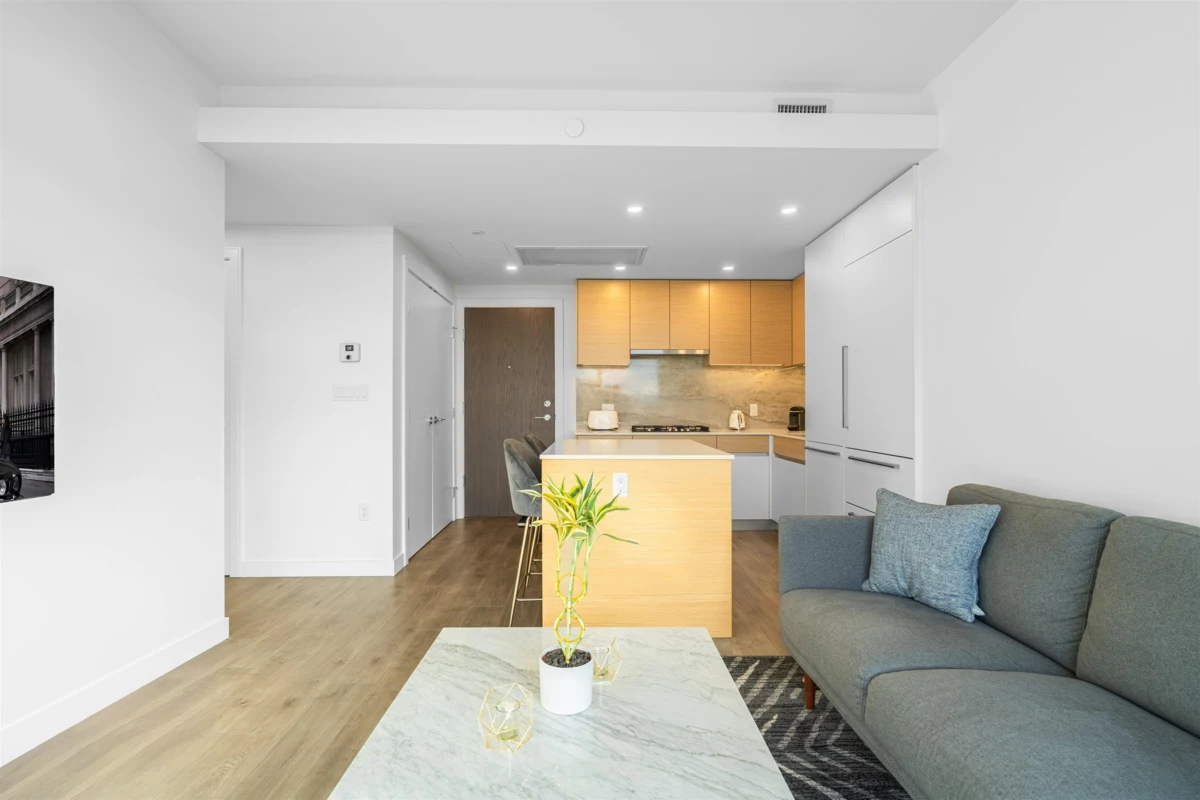 Living Room Photo of 1107 200 Klahanie Court, West Vancouver, BC