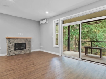 23 520 Hot Springs Road, Harrison Hot Springs, BC, Harrison Hot Springs — Townhouse for sale