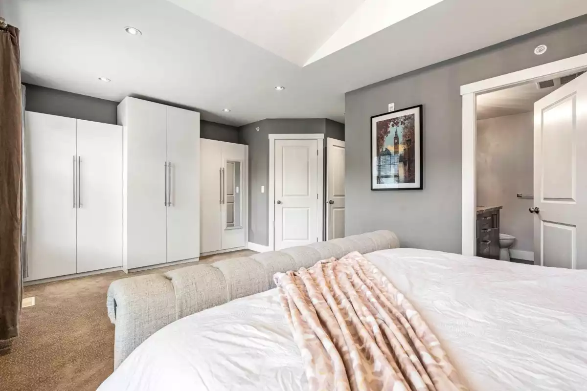 Laundry Room Photo of 37 35298 Marshall Road, Abbotsford, BC