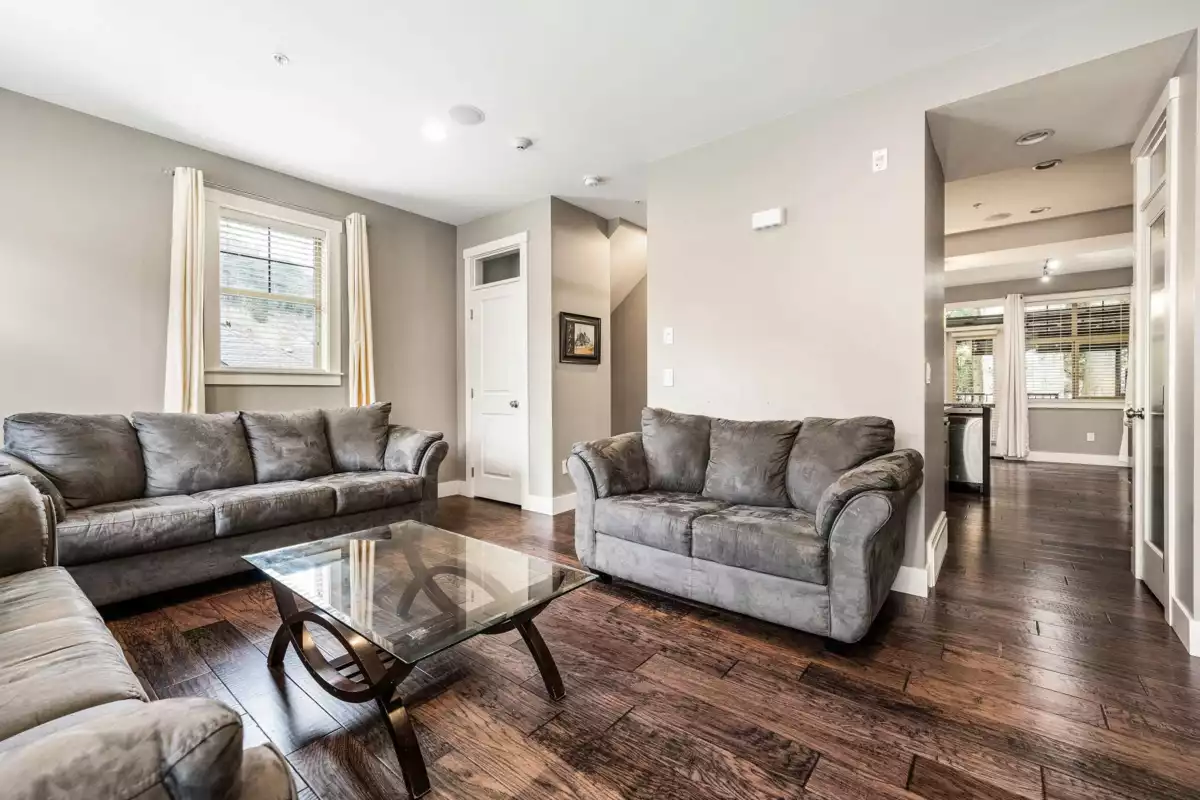 Powder Room Photo of 37 35298 Marshall Road, Abbotsford, BC